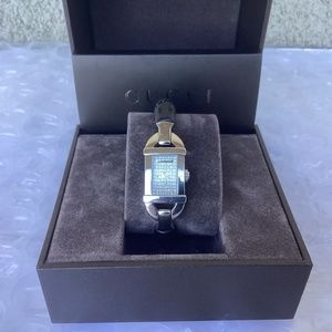 Gucci 6800 Diamond Dial Stainless Steel Good Used Preowned Condition